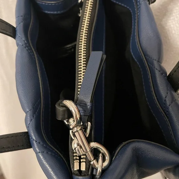 Marc Jacobs Blue Quilted Women's Bag - Picture 9 of 16